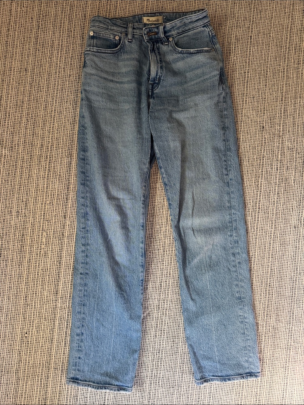 Madewell Curvy 90s Straight Jean 25